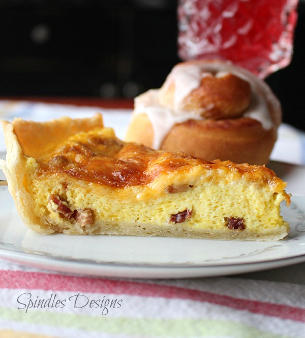 Breakfast Quiche at www.SpindlesDesigns.com